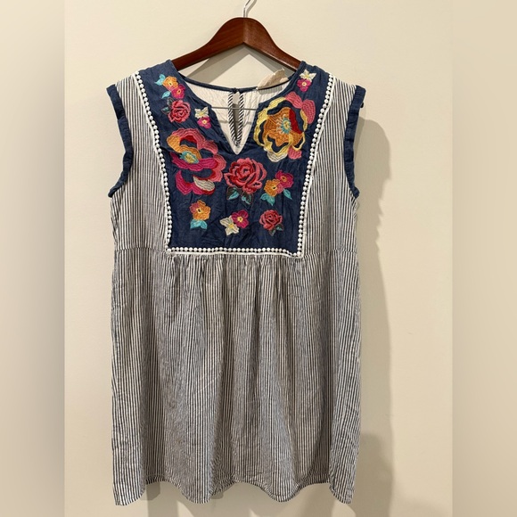 Savanna Jane Blue and White Striped Dress with Colorful Embroidery Size M - Picture 1 of 4